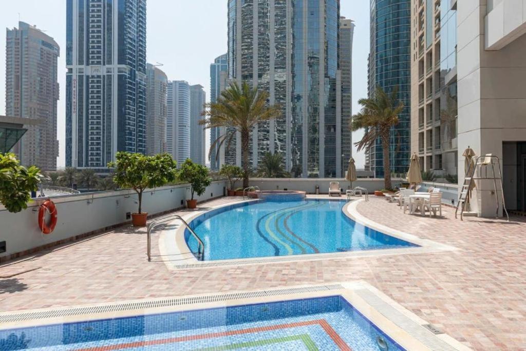 Serene Retreat In Jlt * Dubai